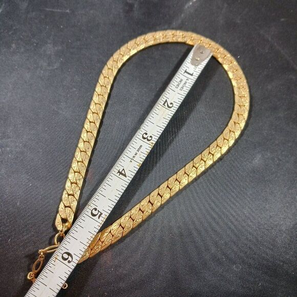 Sarah Coventry Vintage 1965 Gold Tone Choker Necklace - Picture 6 of 8